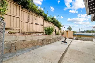 2012 Barnett, Los Angeles, CA 90032 - Photo 46