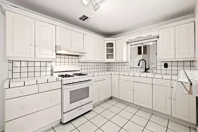 2012 Barnett, Los Angeles, CA 90032 - Photo 18