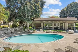208 Springview, Irvine, CA 92620 - Photo 24