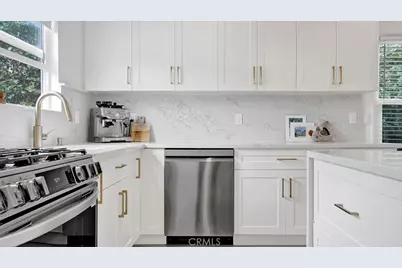 292 Monrovia, Long Beach, CA 90803 - Photo 12