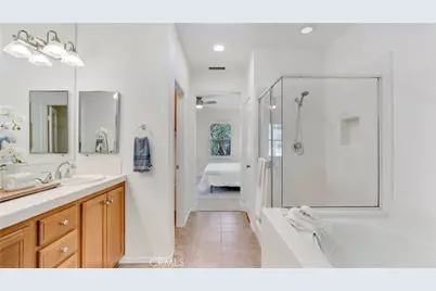 128 Talmadge, Irvine, CA 92602 - Photo 10