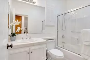 128 Talmadge, Irvine, CA 92602 - Photo 20
