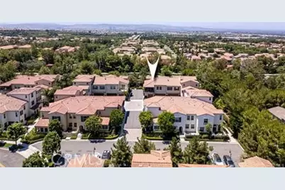 114 Borrego, Irvine, CA 92618 - Photo 4