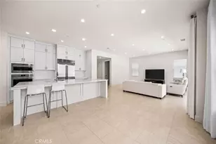 106 Bright Star, Irvine, CA 92618 - Photo 6