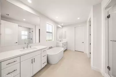 106 Bright Star, Irvine, CA 92618 - Photo 16