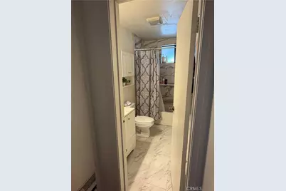 681 Victoria, Costa Mesa, CA 92627 - Photo 22