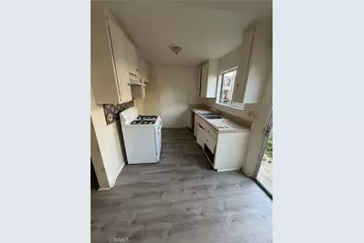681 Victoria, Costa Mesa, CA 92627 - Photo 52
