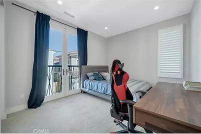 129 Lomita, Irvine, CA 92618 - Photo 14