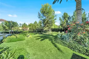 129 Lomita, Irvine, CA 92618 - Photo 30