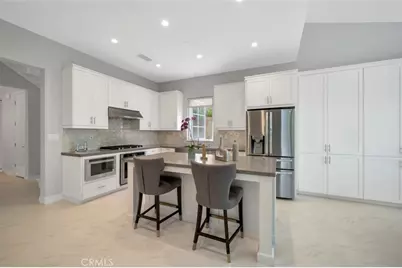 129 Lomita, Irvine, CA 92618 - Photo 8