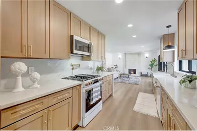 17392 Lido, Huntington Beach, CA 92647 - Photo 14