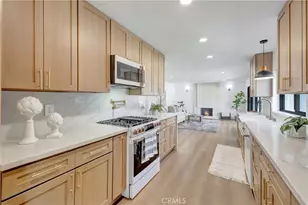 17392 Lido, Huntington Beach, CA 92647 - Photo 14