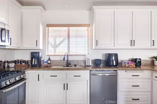 5853 Linda Lee Dr, Yucca Valley, CA 92284 - Photo 10