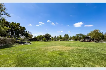115 Cardinal, Irvine, CA 92618 - Photo 38