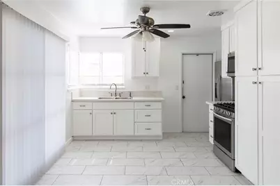 11261 Palmwood, Garden Grove, CA 92840 - Photo 2