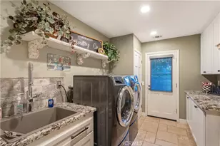1109 N Stage Coach, Fallbrook, CA 92028 - Photo 32