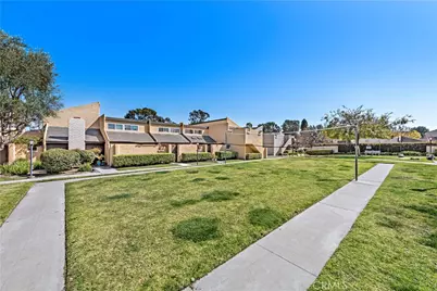18683 Maplewood, Huntington Beach, CA 92646 - Photo 30
