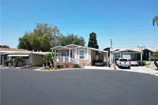211 Albatross Ln, Fountain Valley, CA 92708 - Photo 2