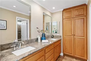 42 Christamon W, Irvine, CA 92620 - Photo 30