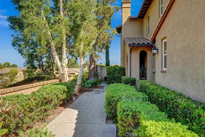 7 Tuscany, Ladera Ranch, CA 92694 - Photo 2