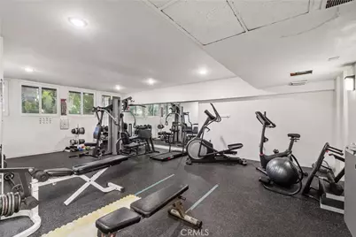 911 N Kings Road #319, West Hollywood, CA 90069 - Photo 36