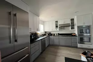 886 Joann St, Costa Mesa, CA 92627 - Photo 8