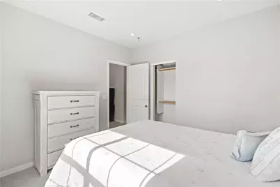 135 Messenger, Irvine, CA 92618 - Photo 22