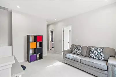 135 Messenger, Irvine, CA 92618 - Photo 16
