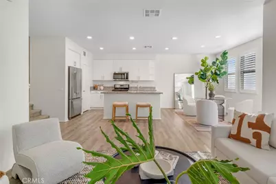 928 E Twill Court, Anaheim, CA 92802 - Photo 4