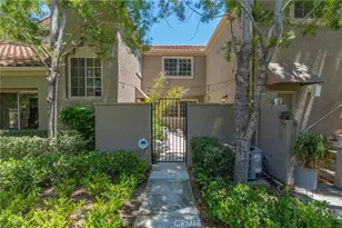 27911 Freeport, Mission Viejo, CA 92692 - Photo 2