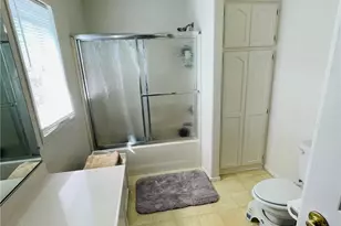 77 Seville, Tustin, CA 92780 - Photo 16