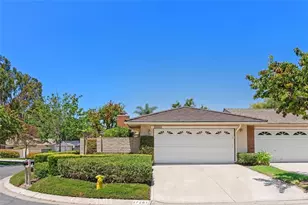 17261 Citron, Irvine, CA 92612 - Photo 4