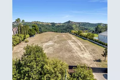 45 Beverly Park Circle, Beverly Hills, CA 90210 - Photo 2