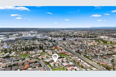 17735 Los Jardines, Fountain Valley, CA 92708 - Photo 34