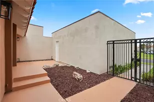 17735 Los Jardines, Fountain Valley, CA 92708 - Photo 2