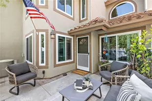 6 Vista Cielo, Rancho Santa Margarita, CA 92688 - Photo 2