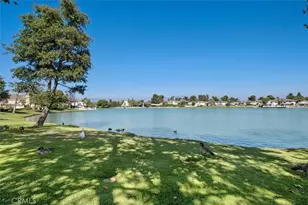 1 Woodleaf, Irvine, CA 92614 - Photo 42