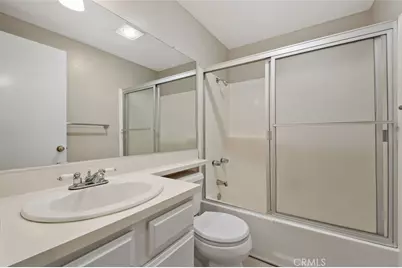 1 Woodleaf, Irvine, CA 92614 - Photo 22