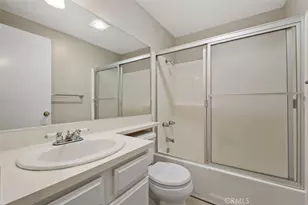 1 Woodleaf, Irvine, CA 92614 - Photo 22