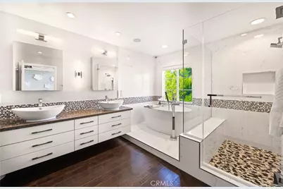 4 Chandon, Newport Coast, CA 92657 - Photo 36