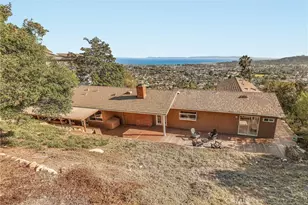 33 Loma Media Rd, Santa Barbara, CA 93103 - Photo 2