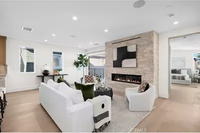 611 1/2 Marguerite #B, Corona del Mar, CA 92625 - Photo 6