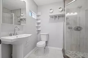 411 S Hewes St, Orange, CA 92869 - Photo 22