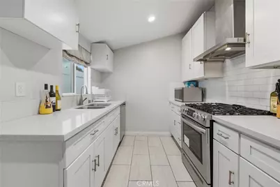 411 S Hewes St, Orange, CA 92869 - Photo 6