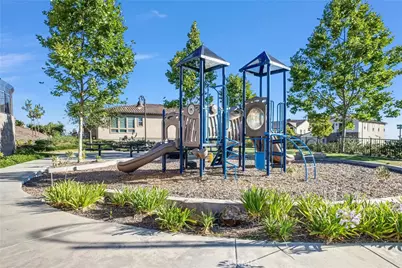 1164 Portola Oaks Dr, Lake Forest, CA 92610 - Photo 56