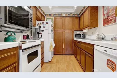 1013 W Orangewood, Anaheim, CA 92802 - Photo 22