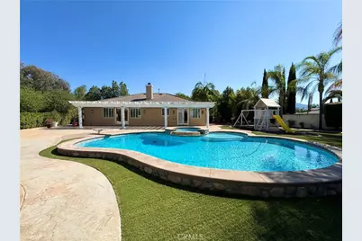 2431 Rosser, Corona, CA 92879 - Photo 4