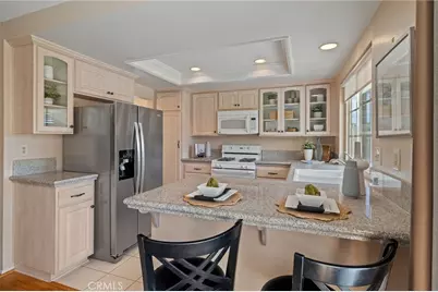 22872 Springwater, Lake Forest, CA 92630 - Photo 10