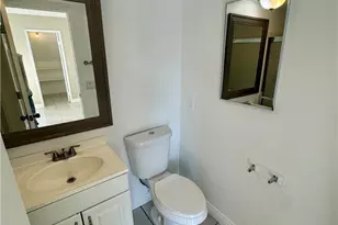 300 E Chestnut Ave, Santa Ana, CA 92701 - Photo 18