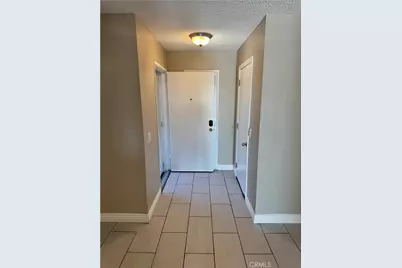 300 E Chestnut Avenue #301, Santa Ana, CA 92701 - Photo 4